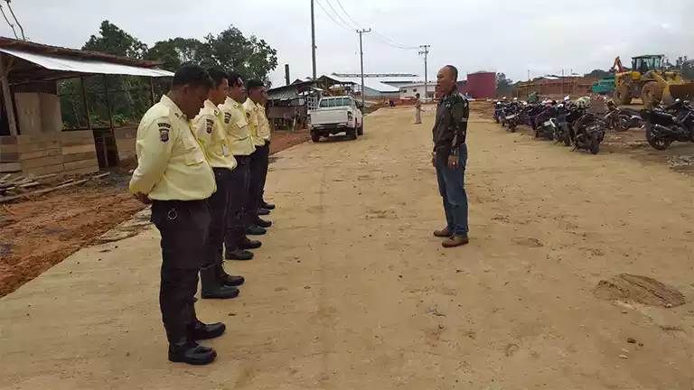 Outsourcing Jasa Bodyguard Pengawal Karanganyar Terlengkap